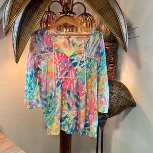 Lilly Pulitzer three-quarter length sleeve shirt extra-large